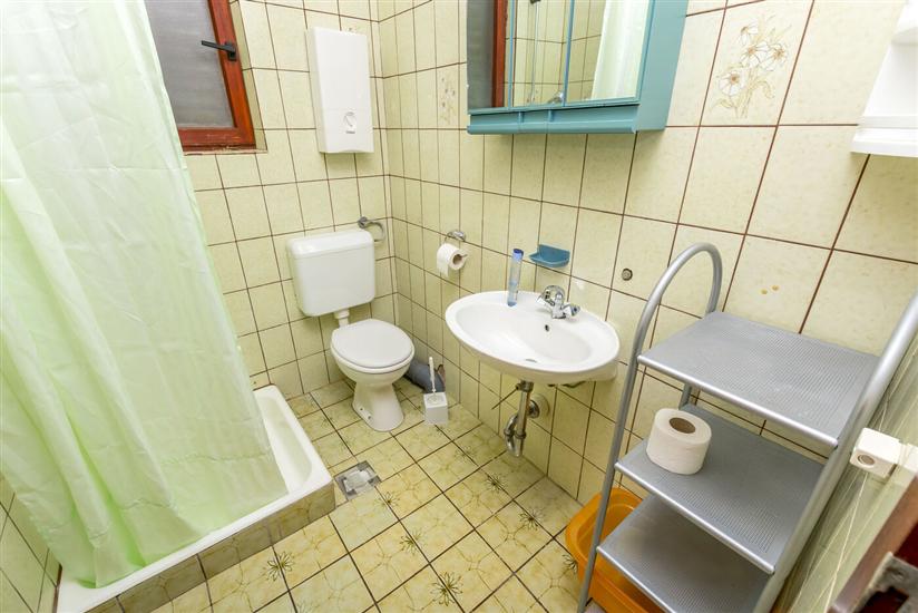 Apartment A2, for 4 persons