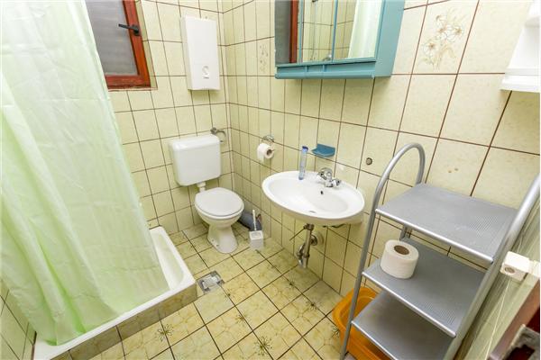 Apartment A2, for 4 persons