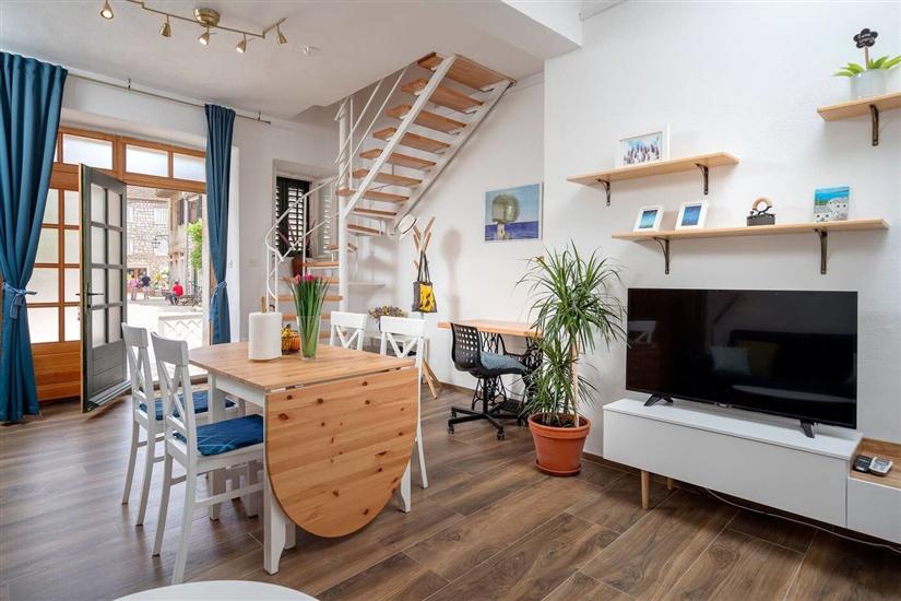 House K1, for 5 persons