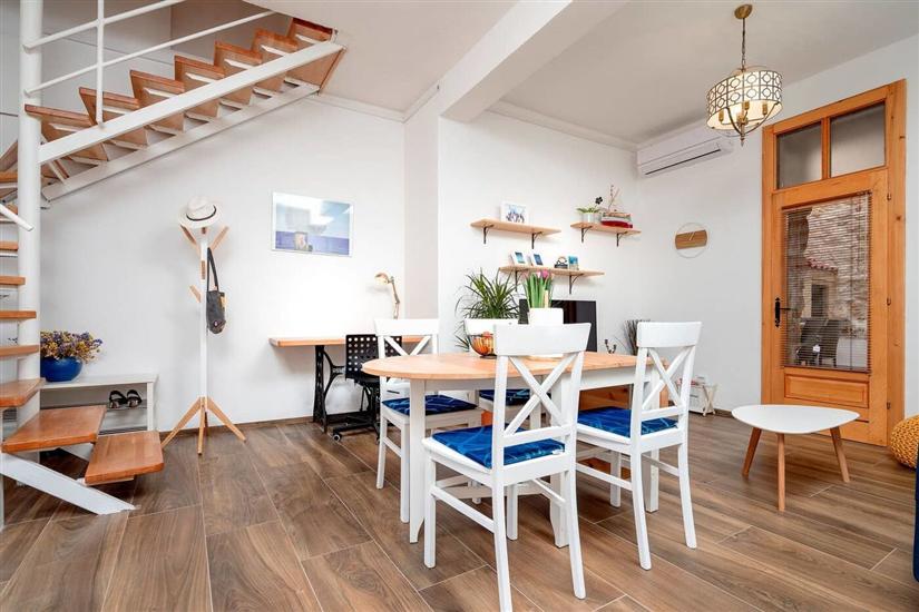 House K1, for 5 persons