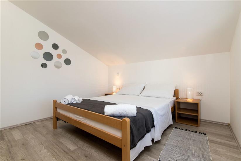 Apartment A1, for 6 persons