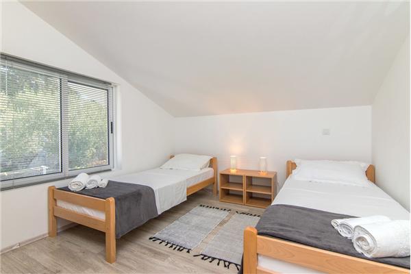 Apartment A1, for 6 persons