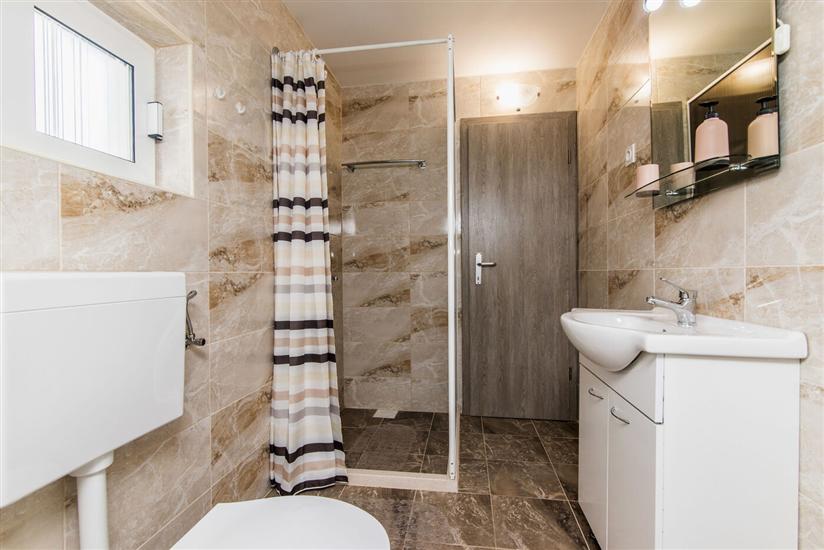 Apartment A1, for 6 persons