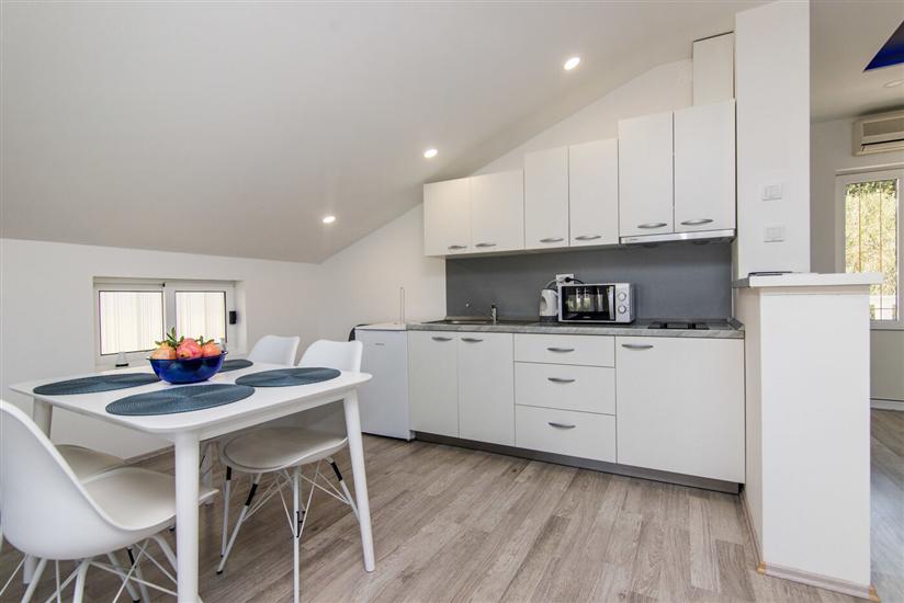 Apartment A1, for 6 persons