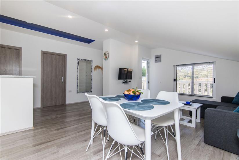 Apartment A1, for 6 persons