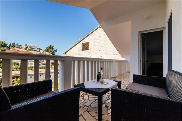 Apartment A1, for 6 persons