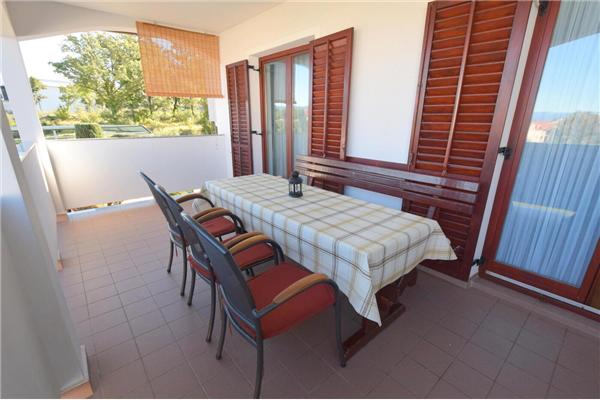 Apartment A1, for 6 persons