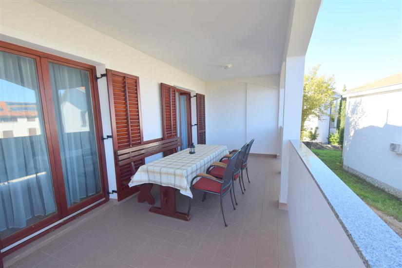 Apartment A1, for 6 persons