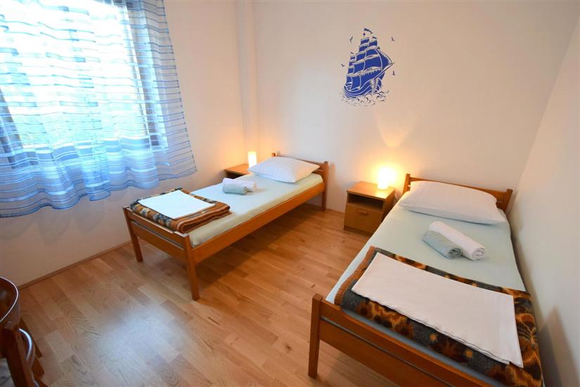 Apartment A1, for 6 persons