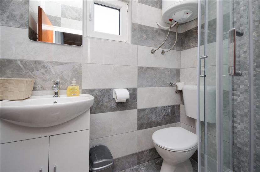 Apartment A1, for 6 persons