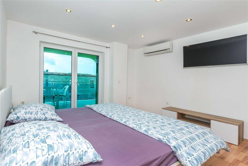 Apartment A4, for 4 persons