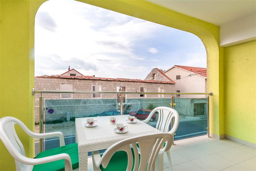 Apartment A4, for 4 persons