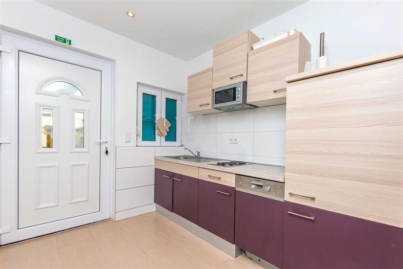 Apartment A4, for 4 persons