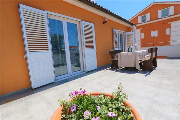 Apartment A2, for 4 persons