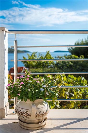 Apartment A1, for 8 persons