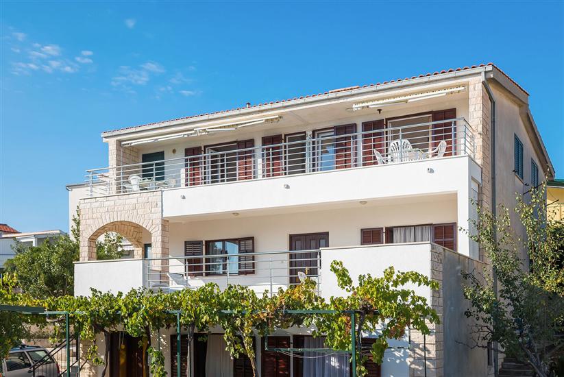 Apartments Kobašlić