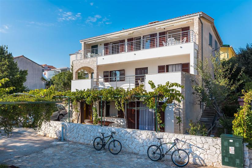 Apartments Kobašlić