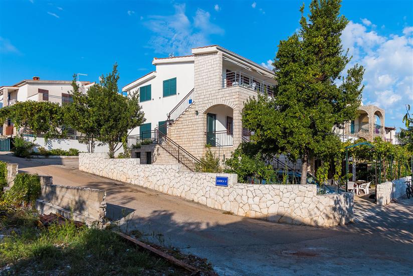 Apartments Kobašlić