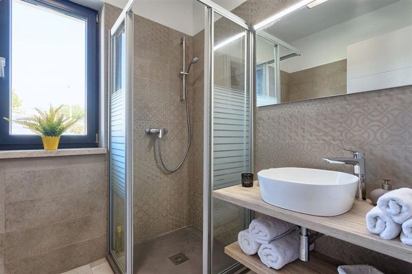 House K1, for 8 persons