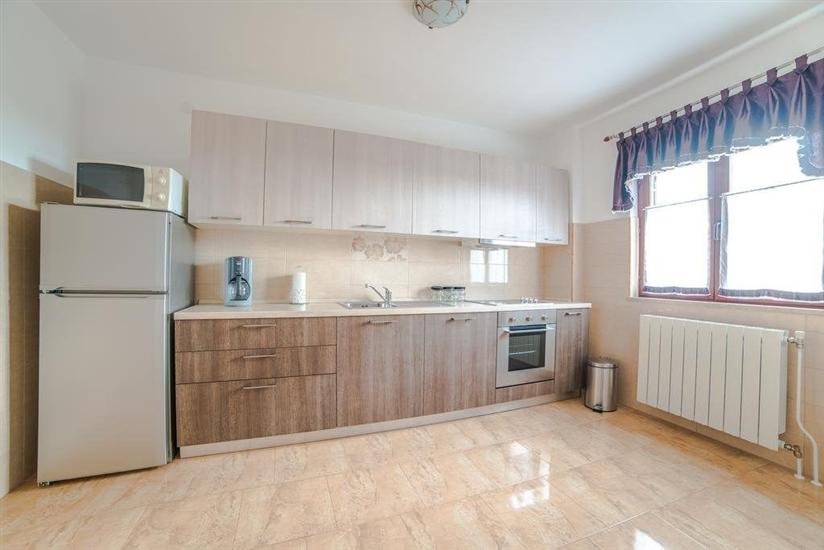 Apartment A1, for 6 persons