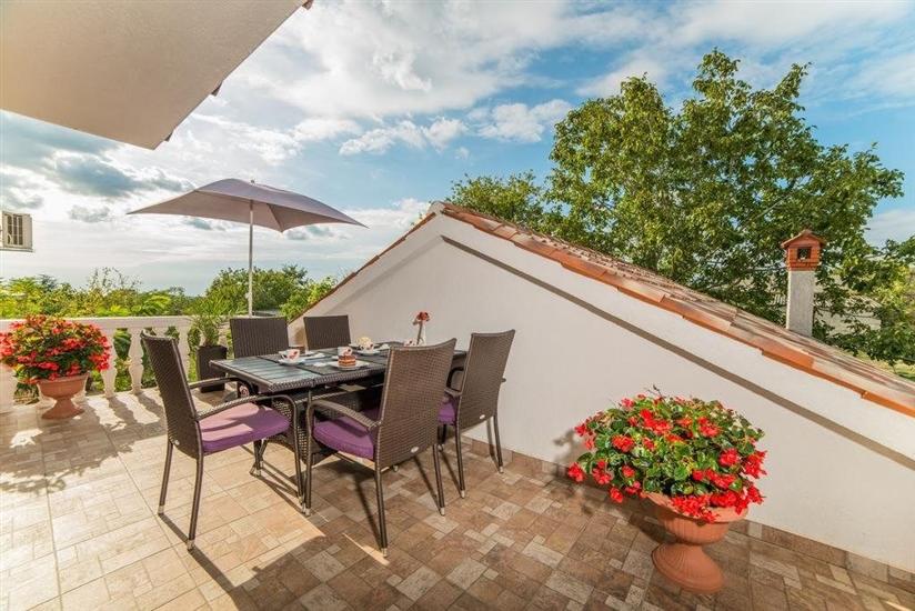 Apartment A1, for 6 persons