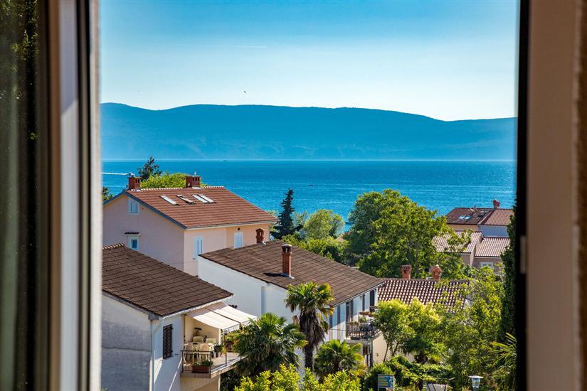 Apartment A2, for 5 persons