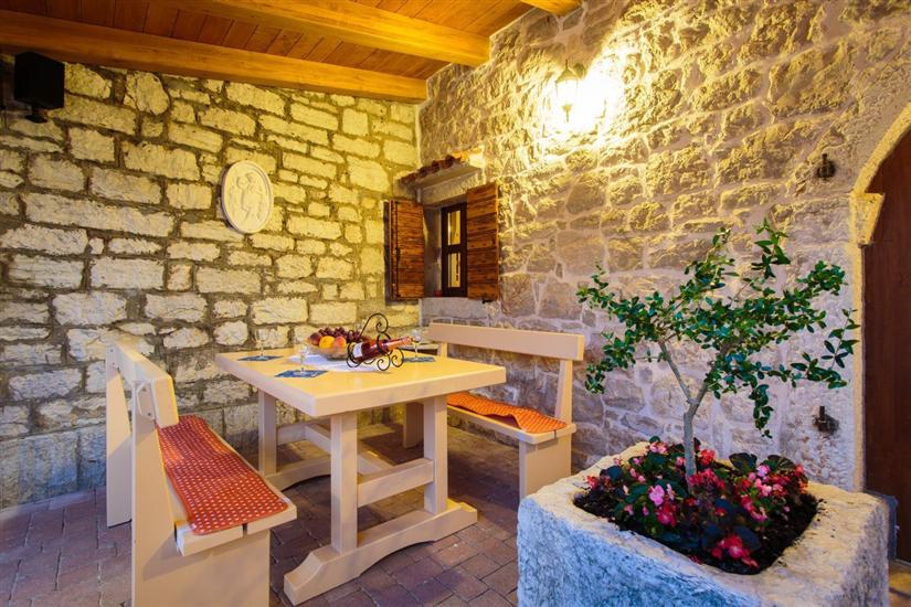 House K1, for 5 persons