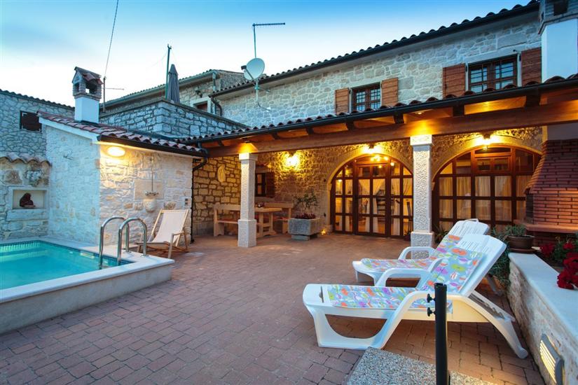 House K1, for 5 persons