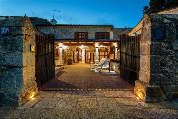 House K1, for 5 persons