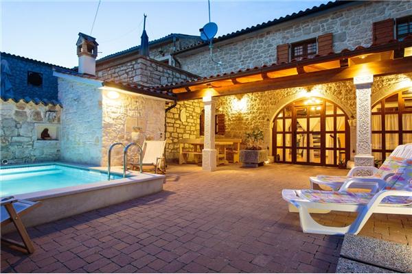 House K1, for 5 persons