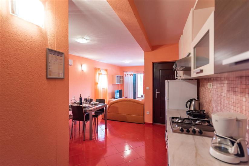 Apartment A2, for 4 persons