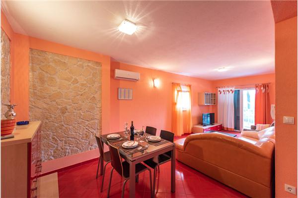 Apartment A2, for 4 persons