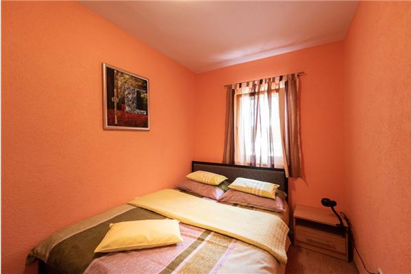 Apartment A5, for 8 persons