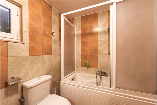 Apartment A5, for 8 persons