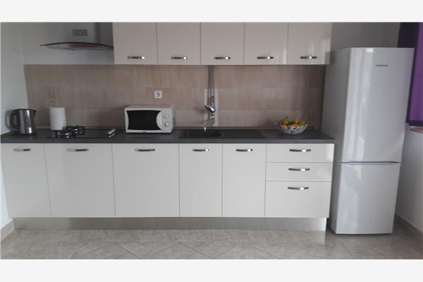 Apartment A1, for 5 persons
