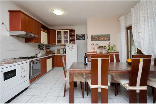 Apartment A1, for 6 persons