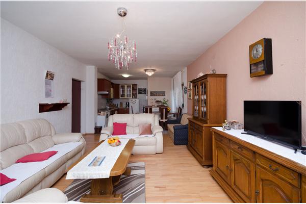 Apartment A1, for 6 persons