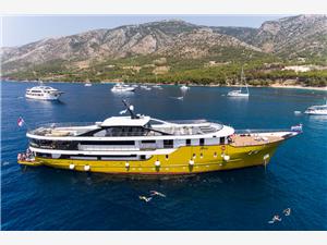 Arca-luxury-cruise-ship-side-view