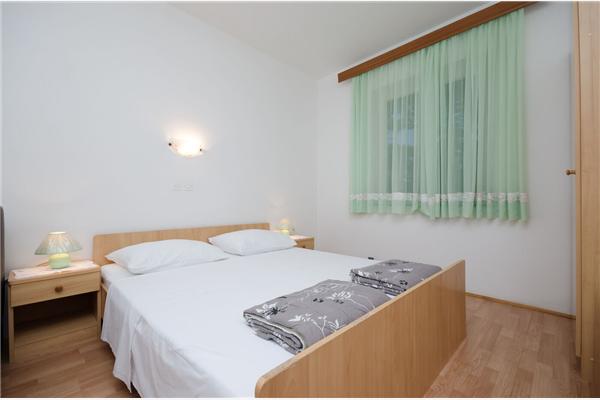Apartment A2, for 5 persons
