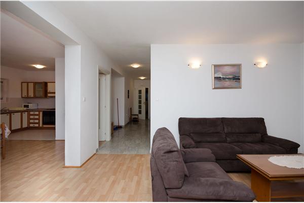 Apartment A2, for 5 persons