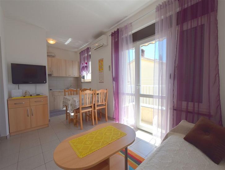 Apartment A1, for 3 persons
