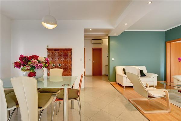 Apartment A1, for 6 persons