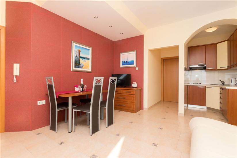 Apartment A1, for 3 persons