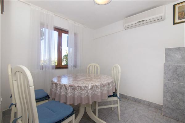 Apartment A1, for 4 persons