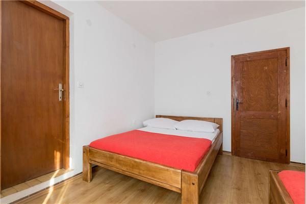 Apartment A1, for 7 persons