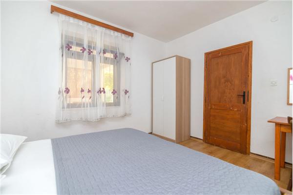 Apartment A1, for 7 persons