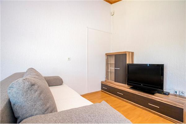 Apartment A3, for 5 persons