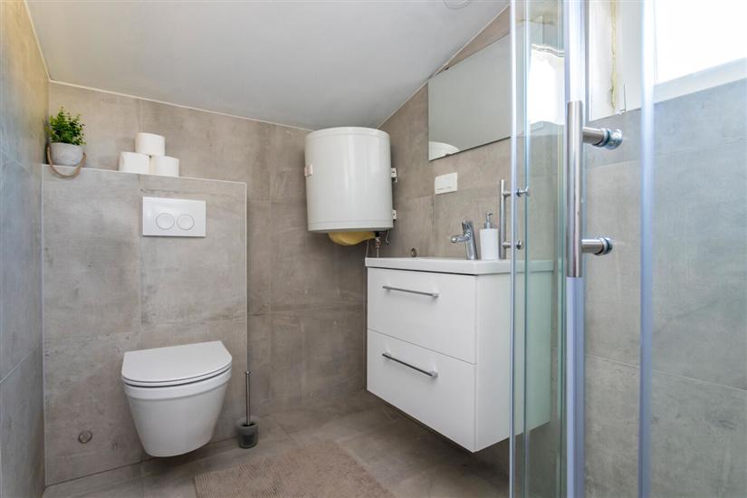 Apartment A3, for 5 persons