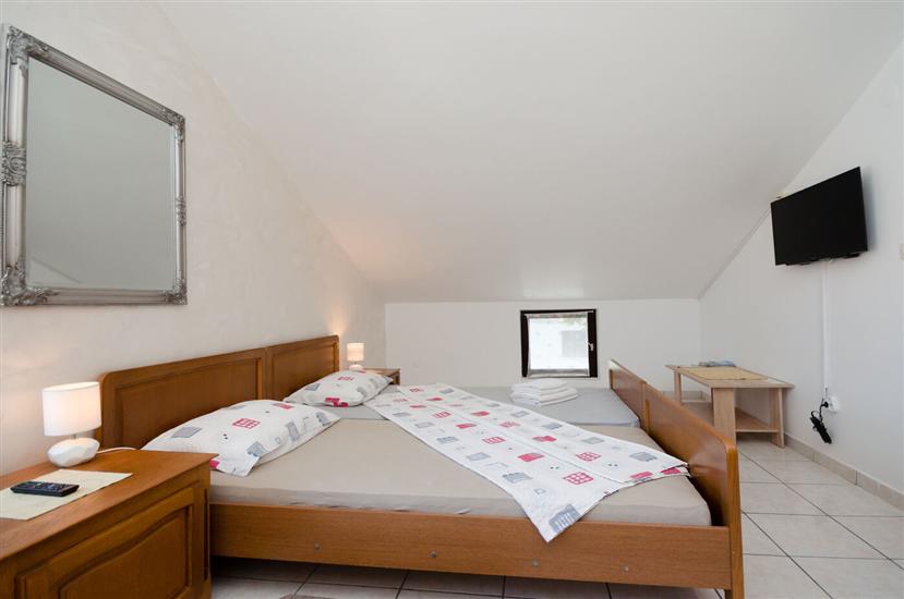 Apartment A6, for 3 persons