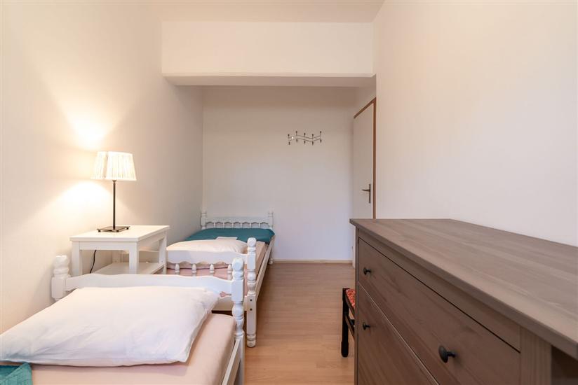 Apartment A1, for 5 persons